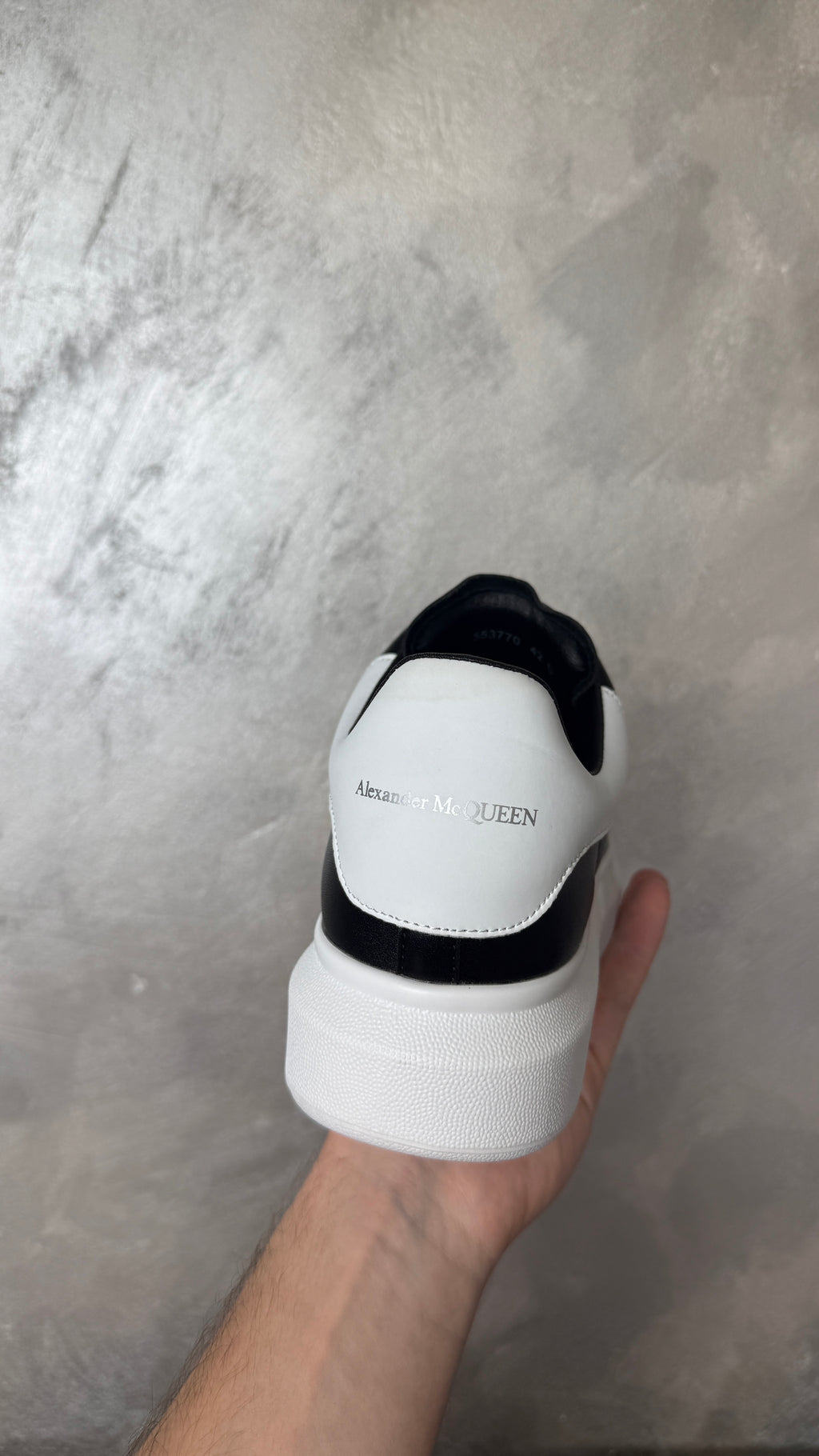 Alexander McQueen Black and white