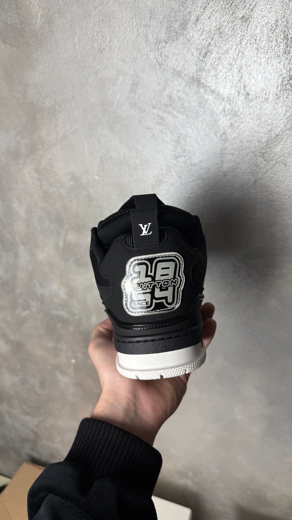 Louis Vuitton Skate Black White