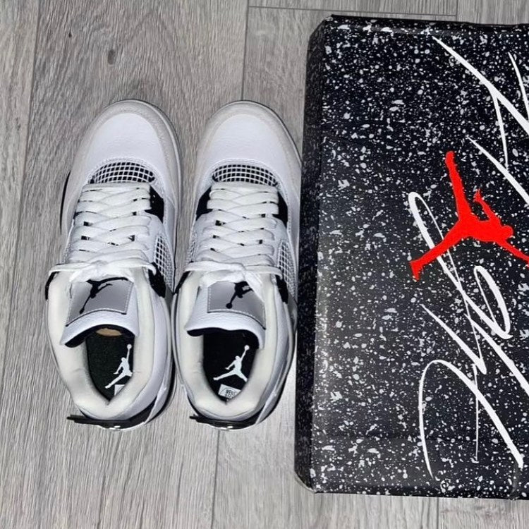 Jordan 4 Military Black