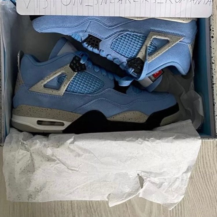Jordan 4 UNC