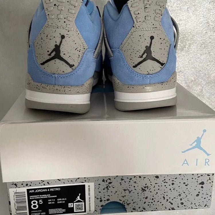 Jordan 4 UNC
