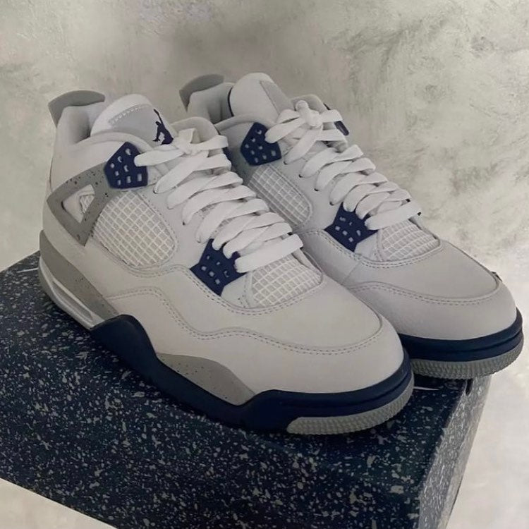Jordan 4 Midnight Navy