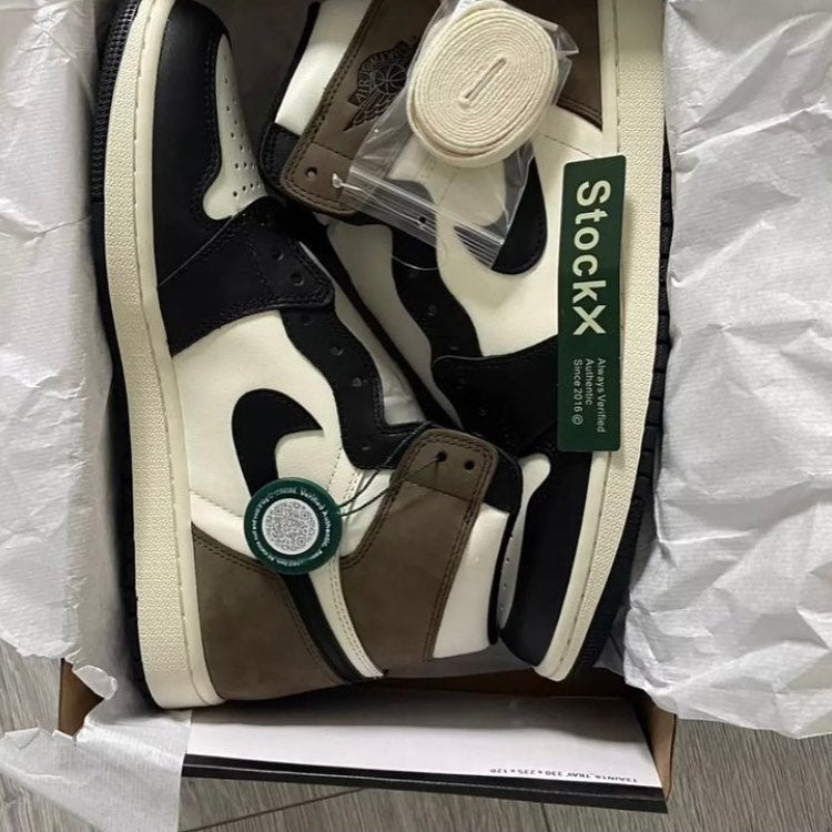 Jordan 1 mocha