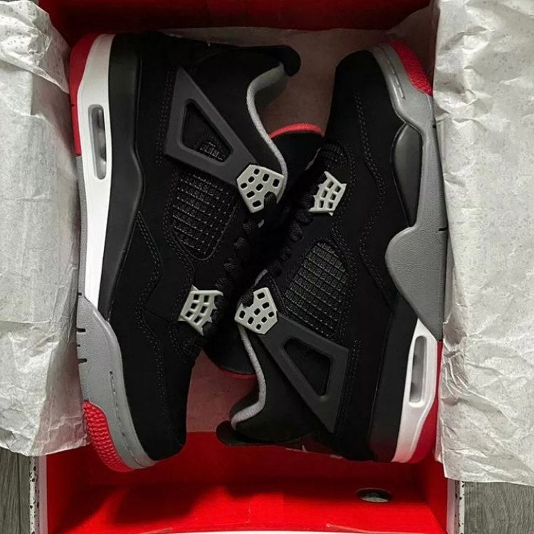 Jordan 4 Bred