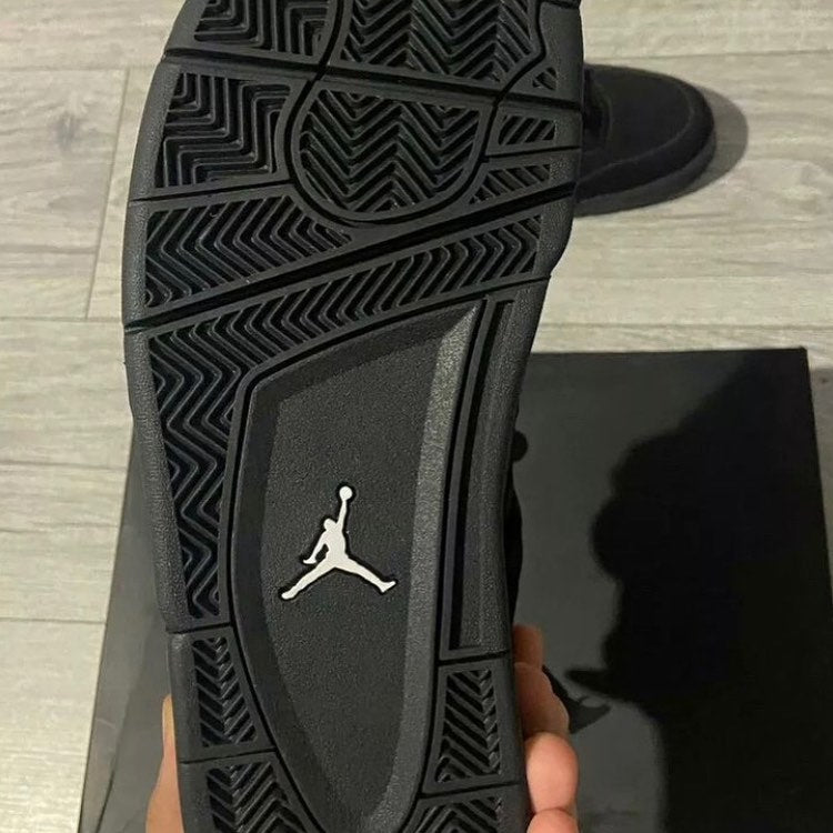 Jordan 4 Black Cat